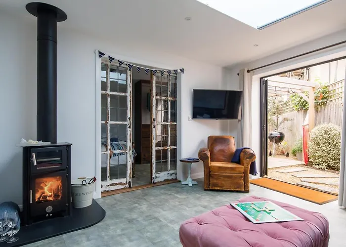 Best Hotels in East Preston, West Sussex