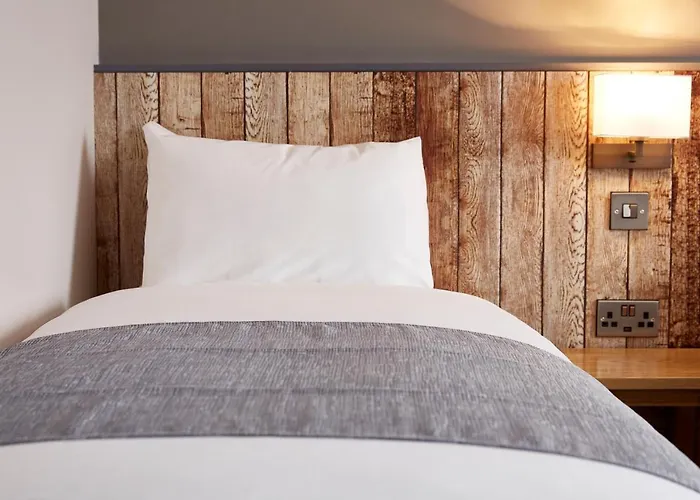 Finest Hotels in Royal Wootton Bassett, England