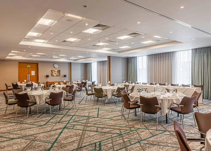 Best Cheap Hotels in Winnersh for Budget Travelers