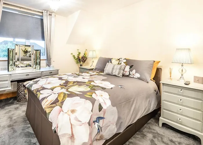 Top Budget Hotels in Reigate, UK