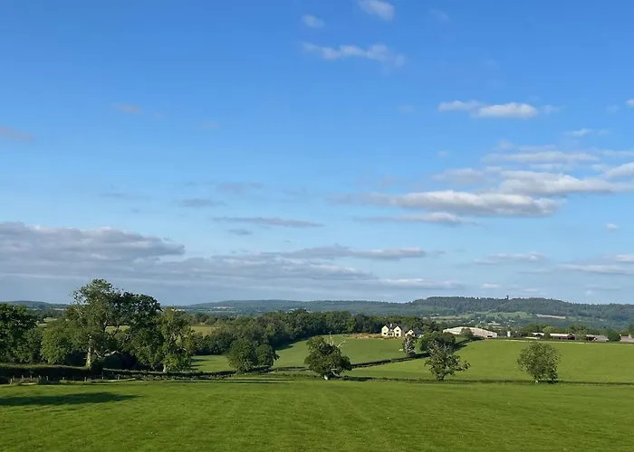 Top Accommodations in Picturesque Bruton, Somerset