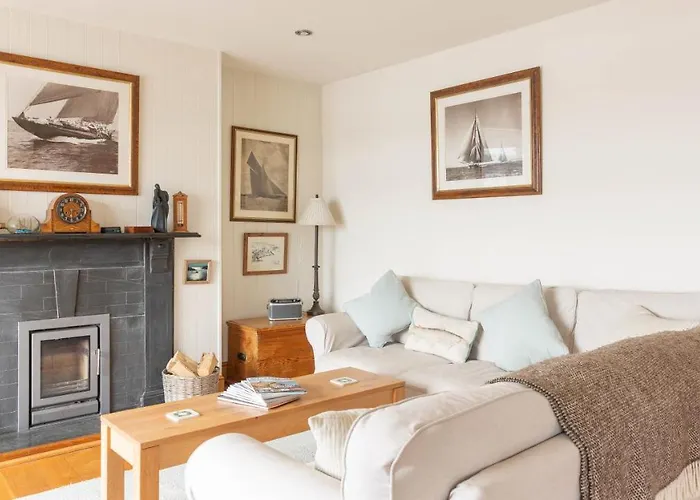 Top Hotels in Polruan, Cornwall's Seaside Gem