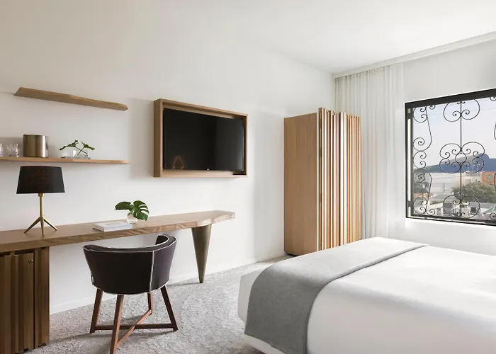 Best Hotels for Weddings in Los Angeles