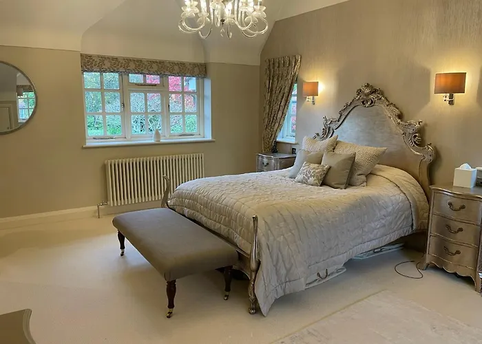 Best Hotels in Heswall, Wirral Peninsula