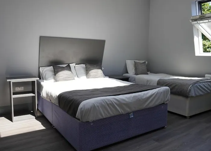 Best Hotels Near Lady Margaret Road Southall