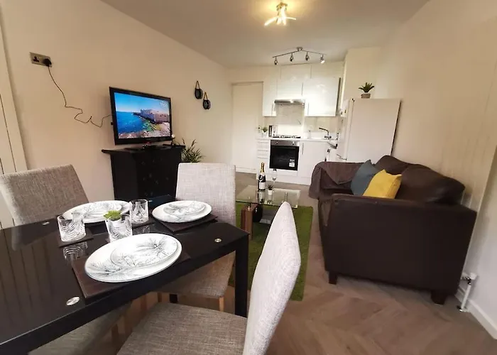 Best Hotels in Raynes Park London