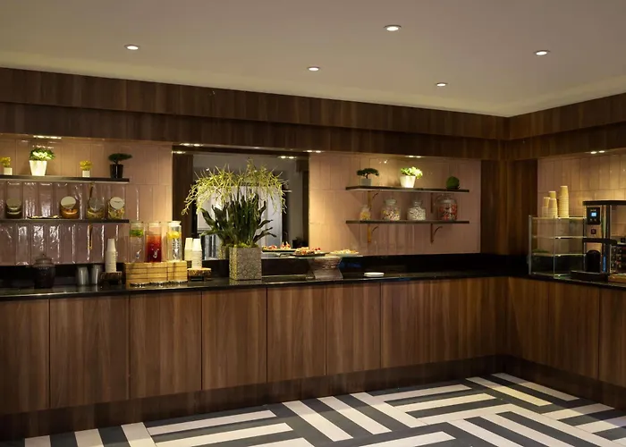 Top 10 Hotels in Glasgow