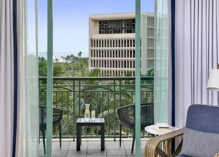 Top Hotels Near University of Miami Hospital