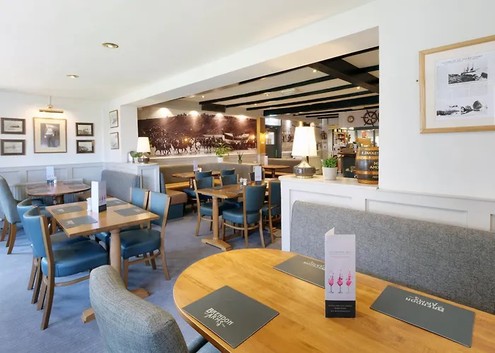 Top Cheap Hotels in Bude for Budget Travelers