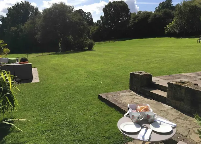 Best Hotels in Crowborough, East Sussex