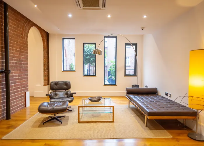 Prime Hotels Close to Liverpool's Attractions