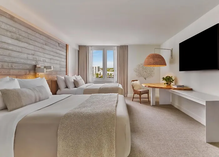 Top Party Hotels in Miami for Nightlife Fanatics