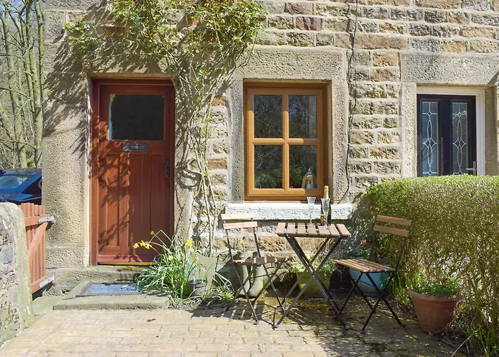 Top Hotels with Hot Tubs in Garstang