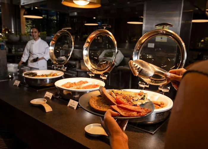 Top Hotels in Vibrant Brisbane, Australia