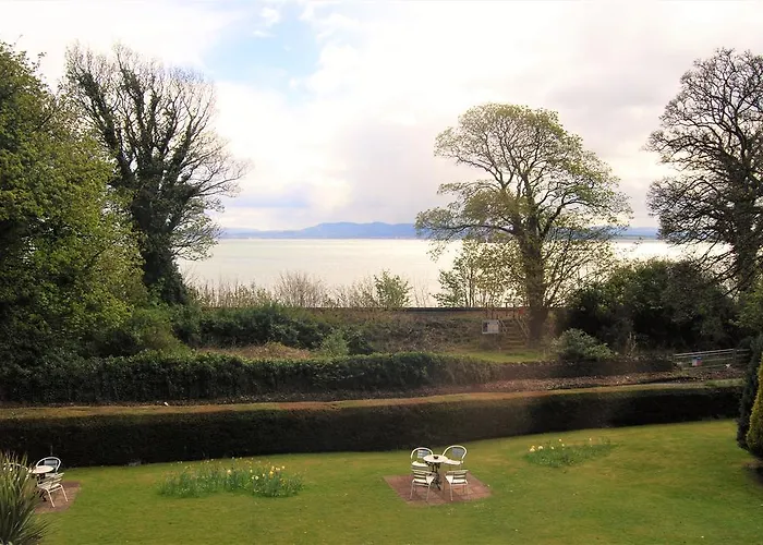 Premier Hotels in Burntisland for a Serene Getaway