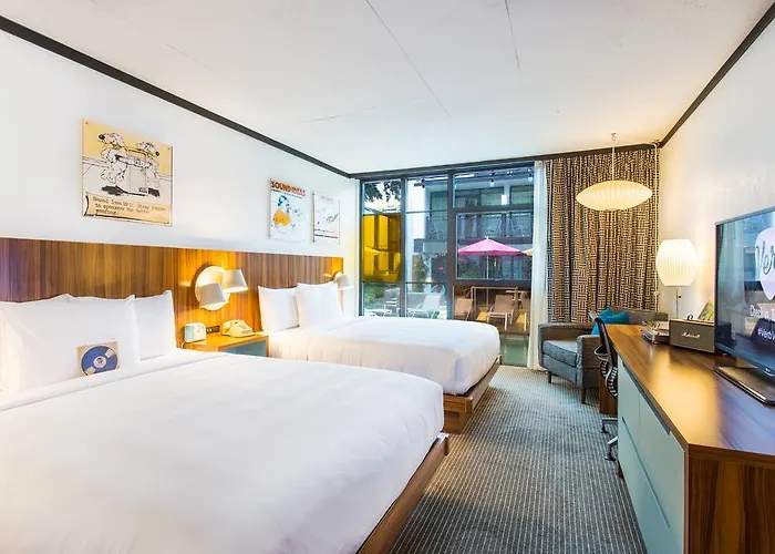 Top Hotels Close to Boston Children's Hospital