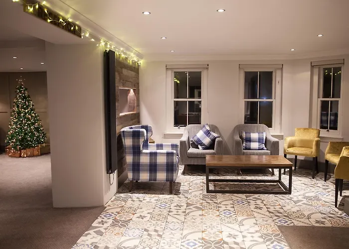 Top Affordable Hotels in Dumbarton