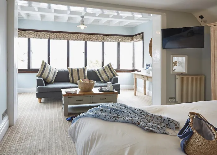 Best Hotels in Lulworth Cove, Dorset