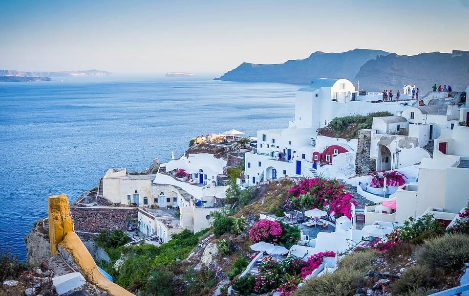 When to go to Santorini: climate, best time and month-by-month tips